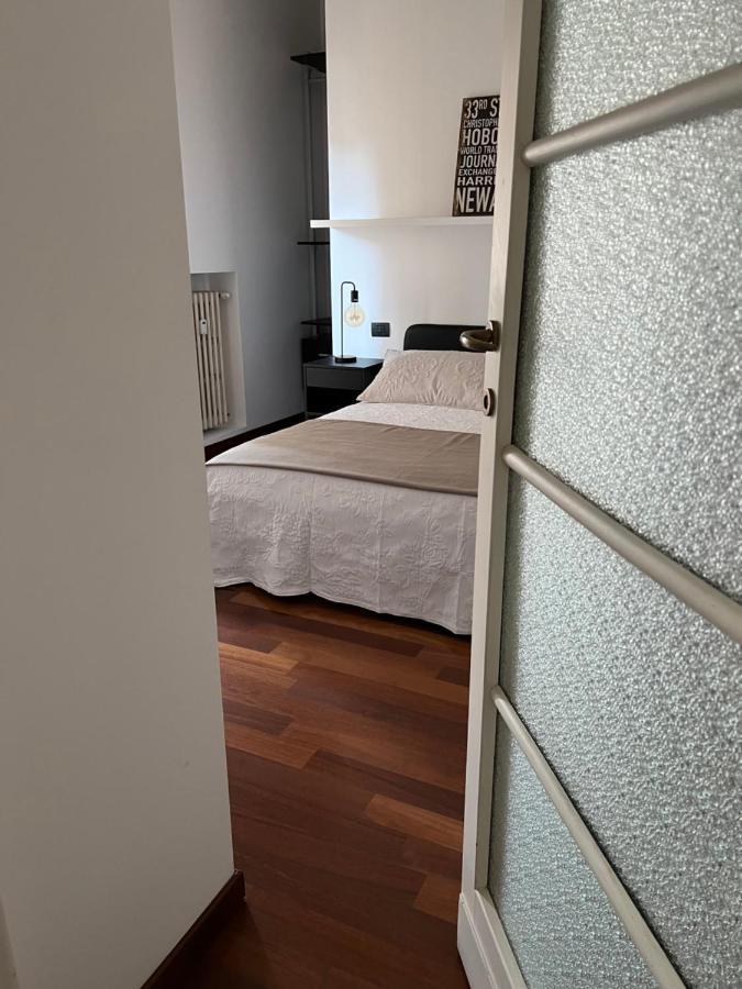 Rebecca'S Milano Collection: Repubblica Apartment ภายนอก รูปภาพ